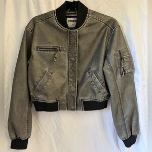 RSQ Gray Cropped Bomber Jacket Women's Medium Full Zip Pockets grey coat